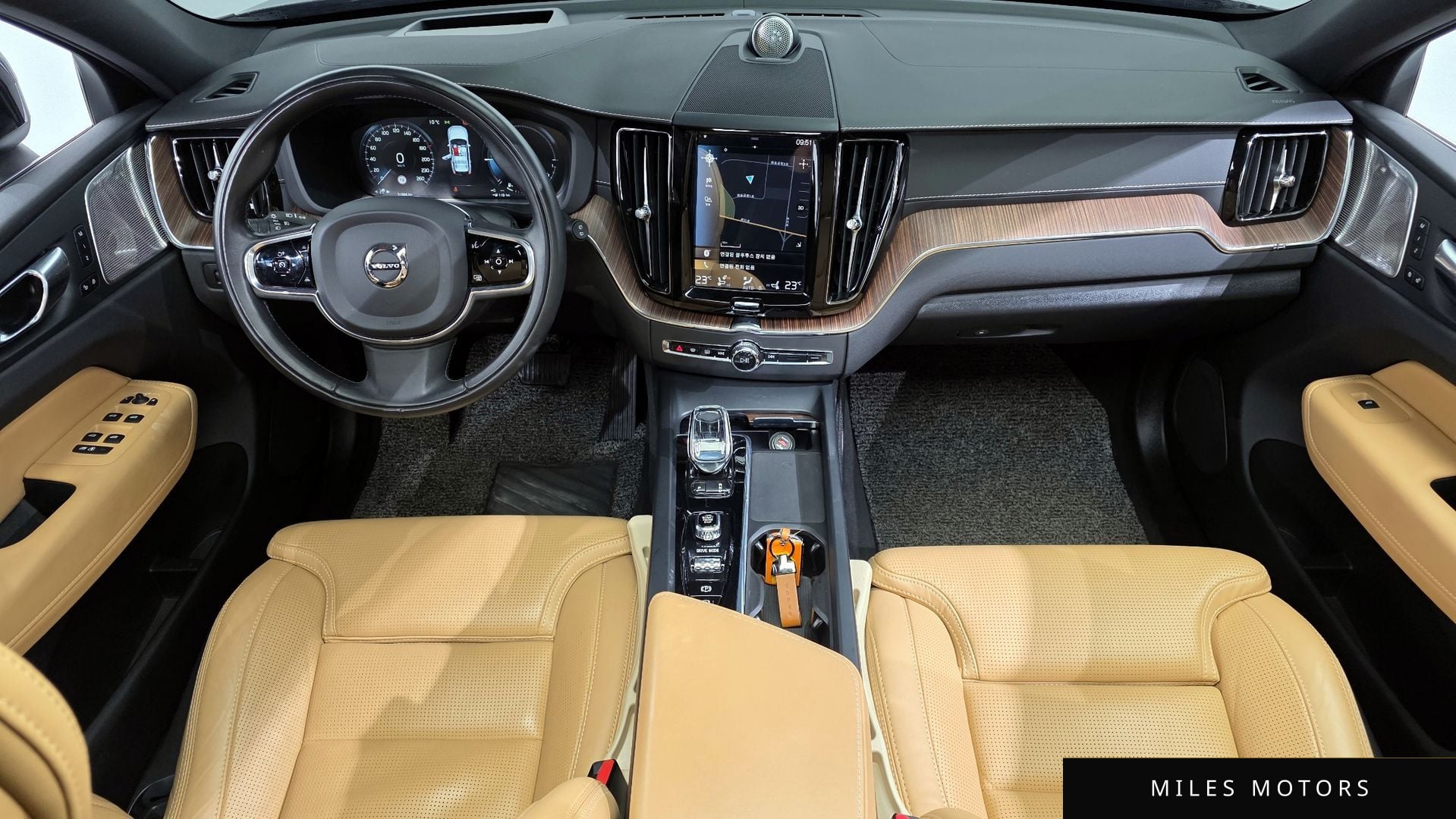 Volvo XC60 2021 — миниатюра 7