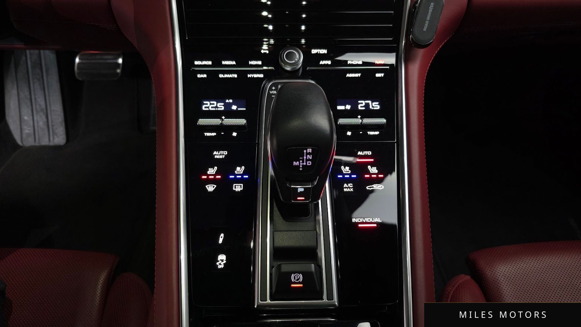 Porsche Panamera 2021 — миниатюра 8