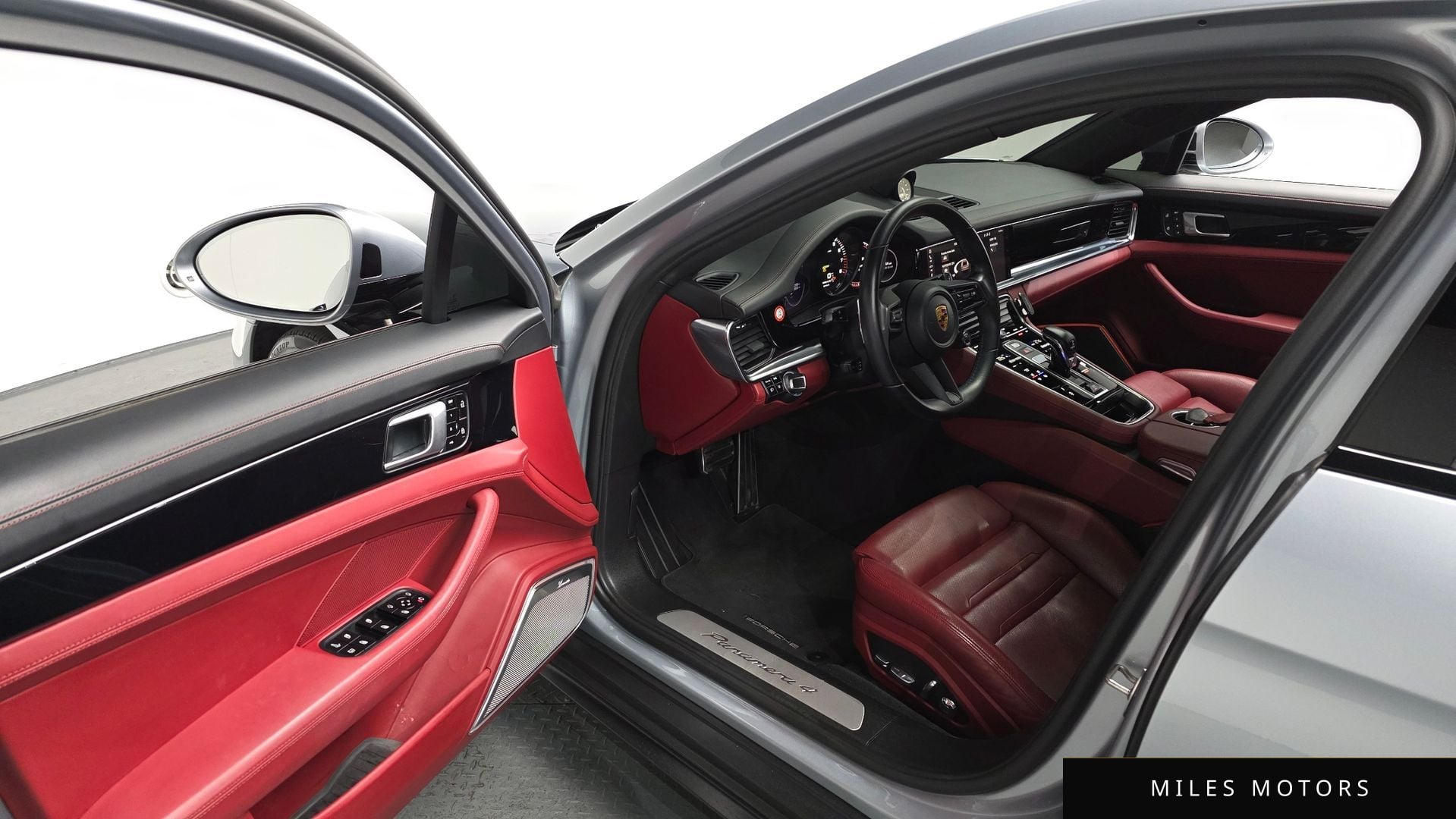 Porsche Panamera 2021 — миниатюра 9