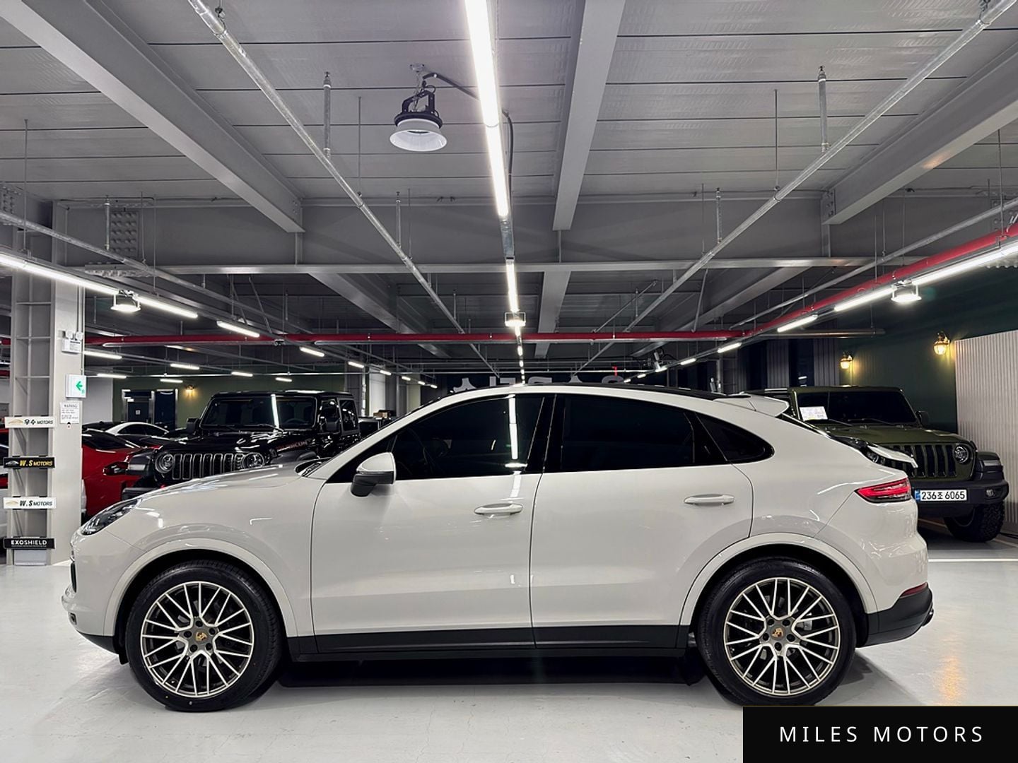 Porsche Cayenne 2022 — миниатюра 4