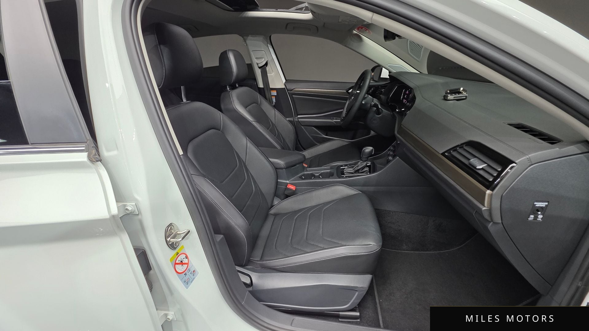 Volkswagen Jetta 2021 — миниатюра 10