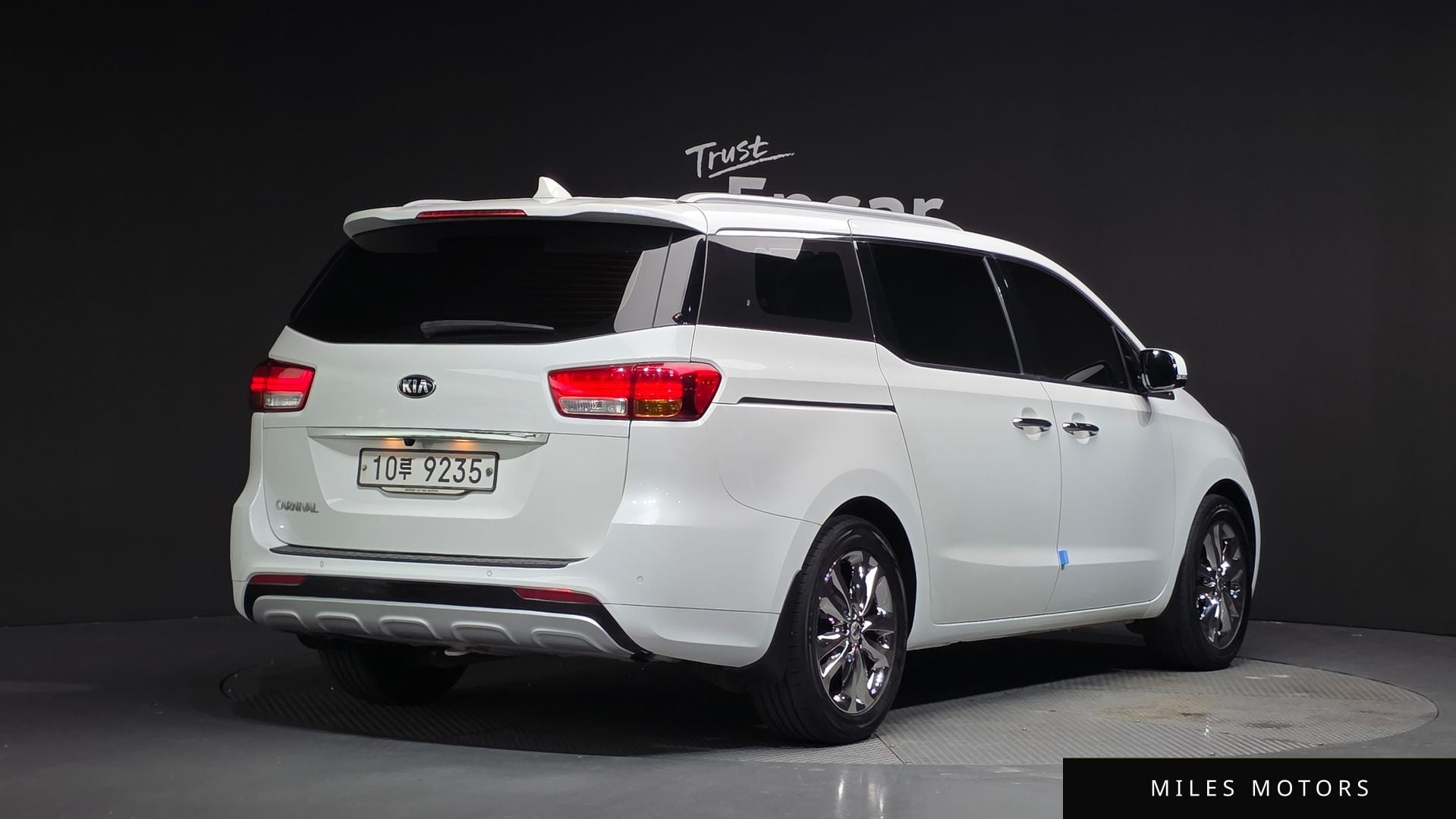 Kia Canival 2018 — миниатюра 2