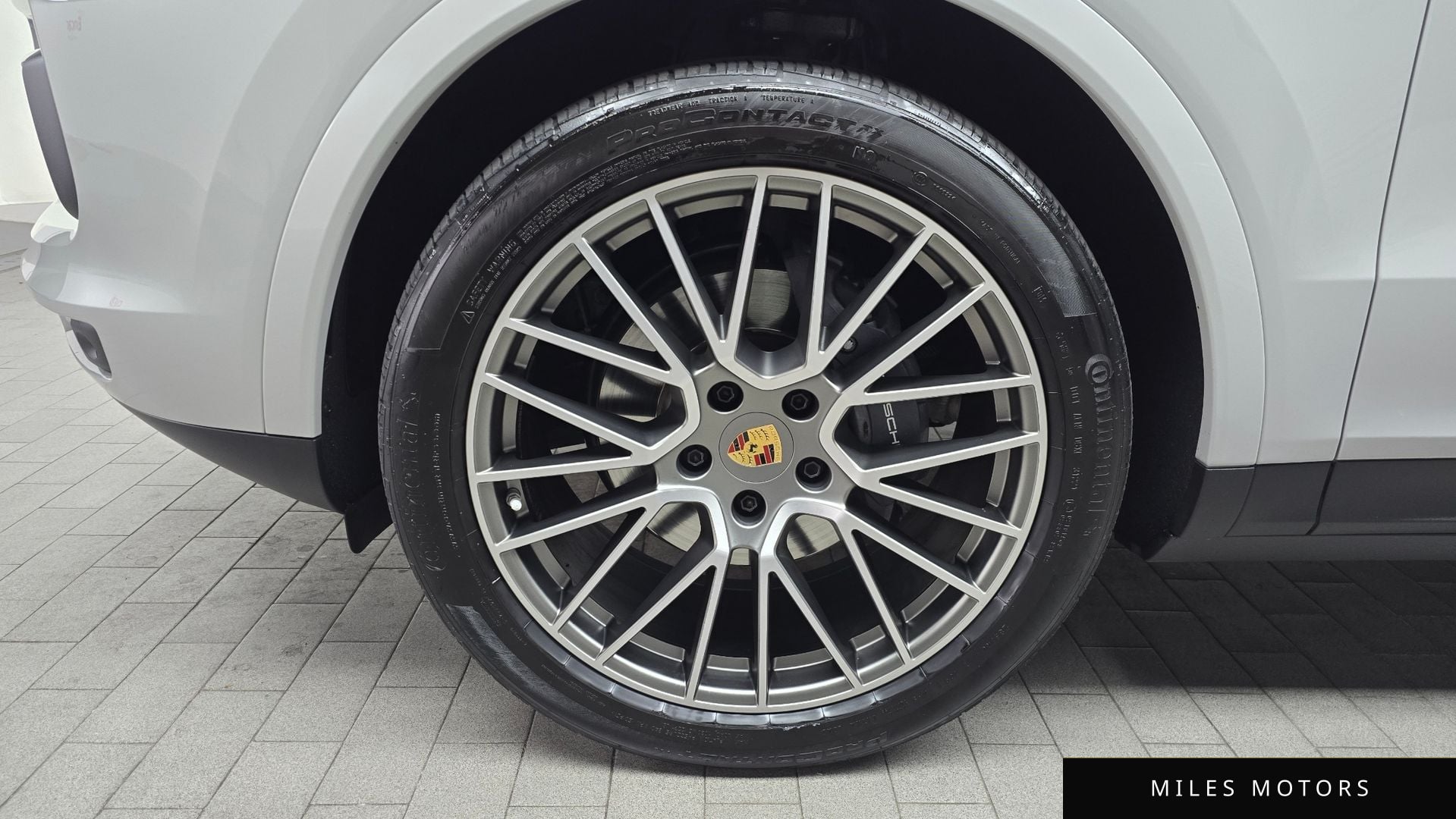 Porsche 카이엔 (PO536) 2023 — миниатюра 5