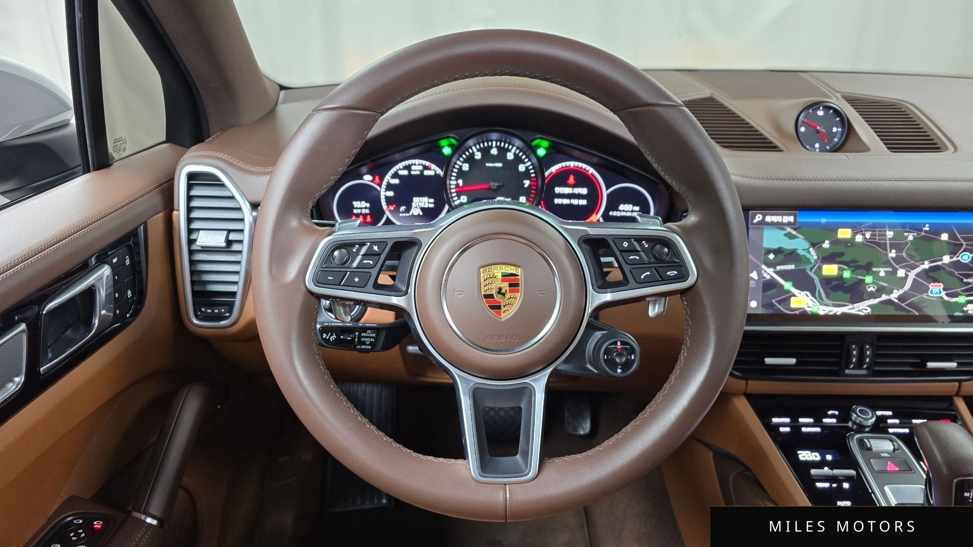Porsche 카이엔 (PO536) 2023 — миниатюра 12