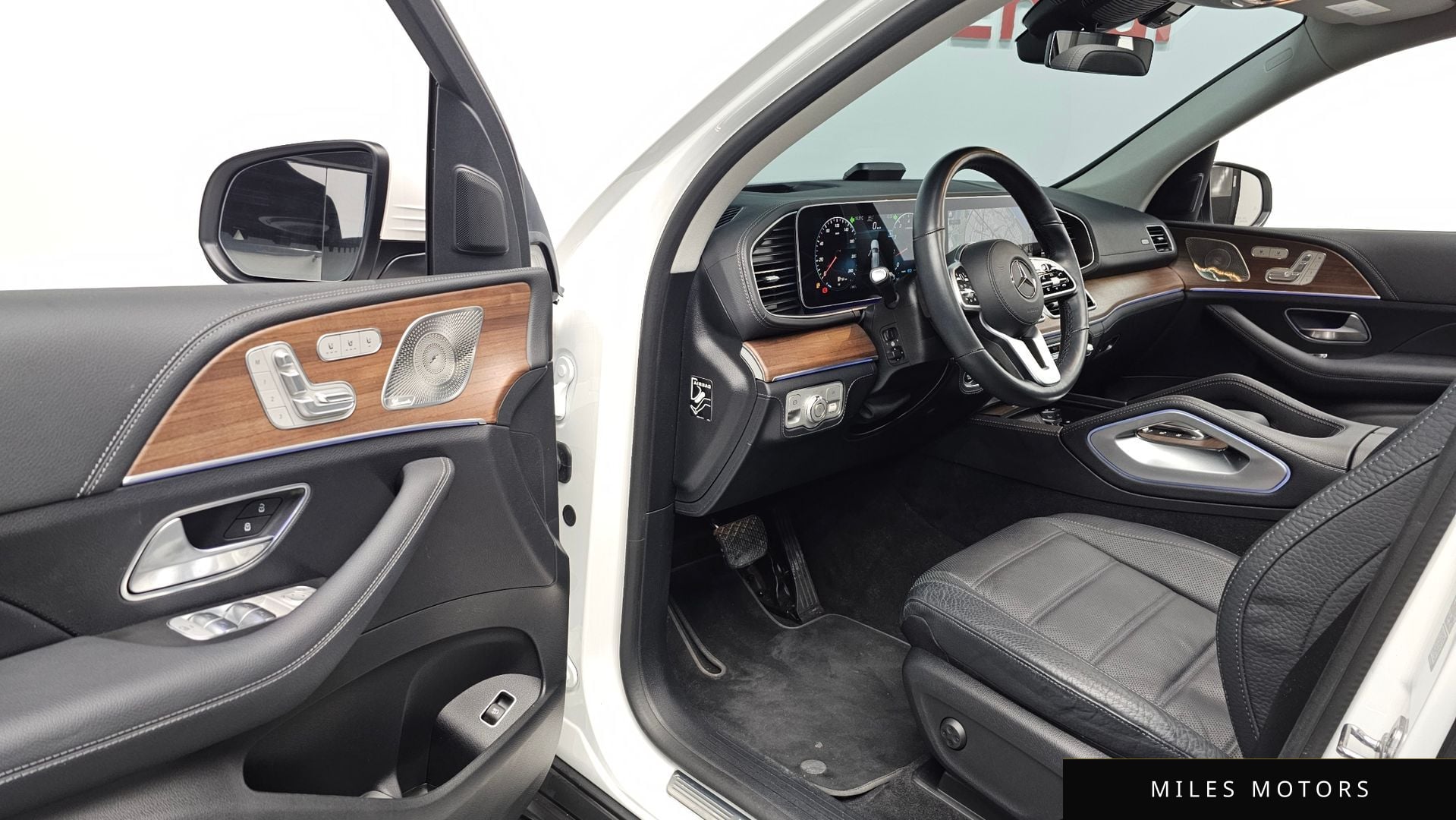 Mercedes-Benz GLE-Class W167 2021 — миниатюра 11