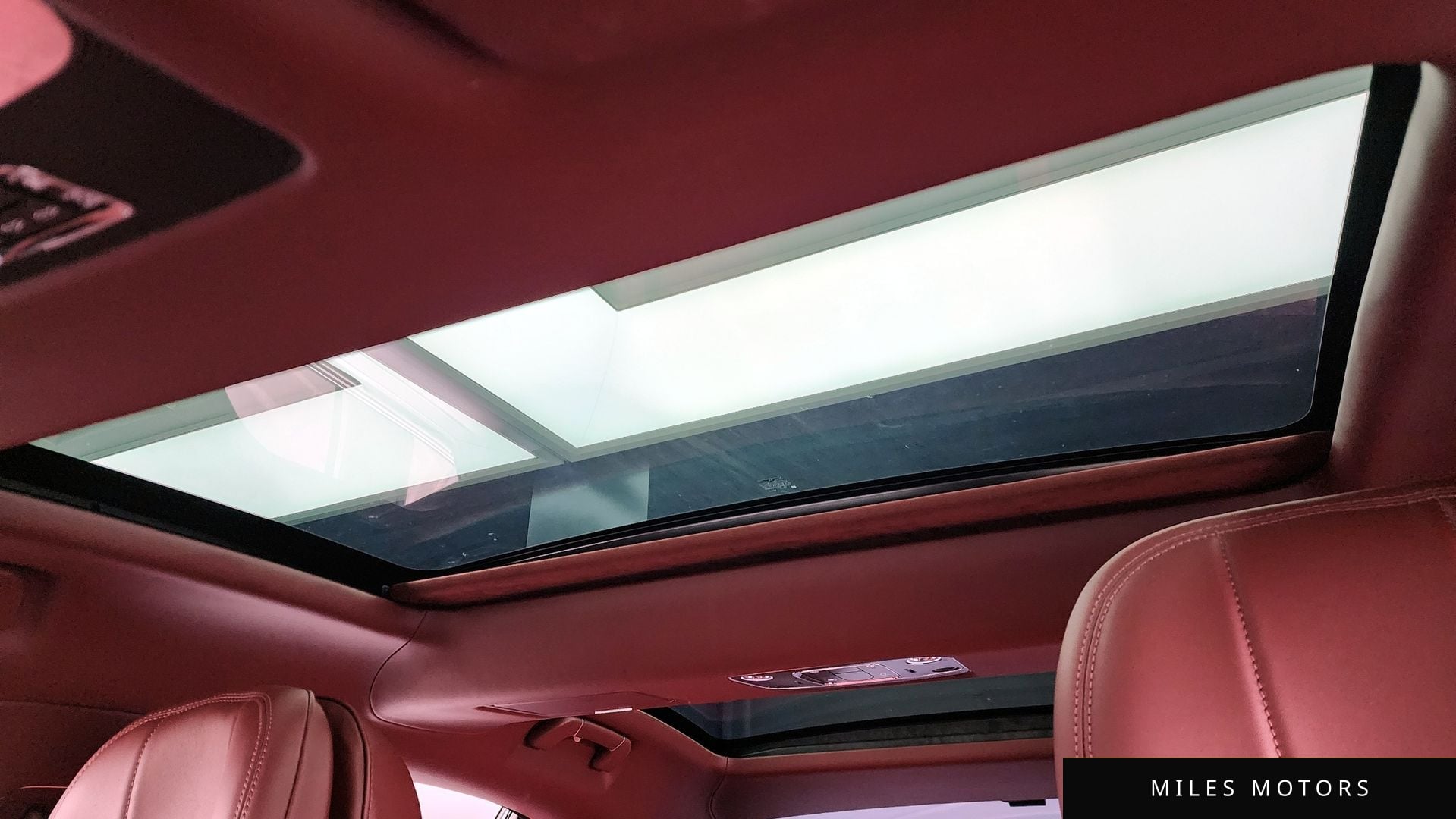 Bentley Flying Spur 2022 — миниатюра 18