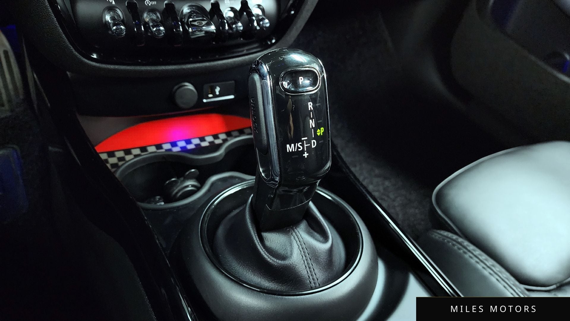 MINI Clubman 2023 — миниатюра 9