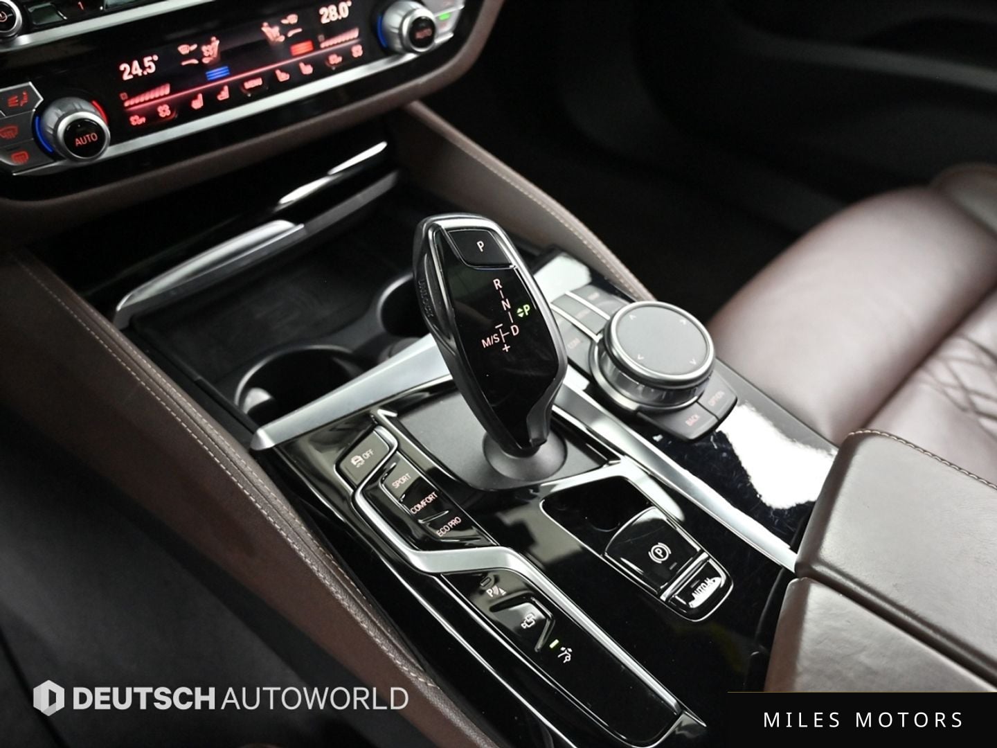 BMW 6 Series GT (G32) 2021 — миниатюра 9