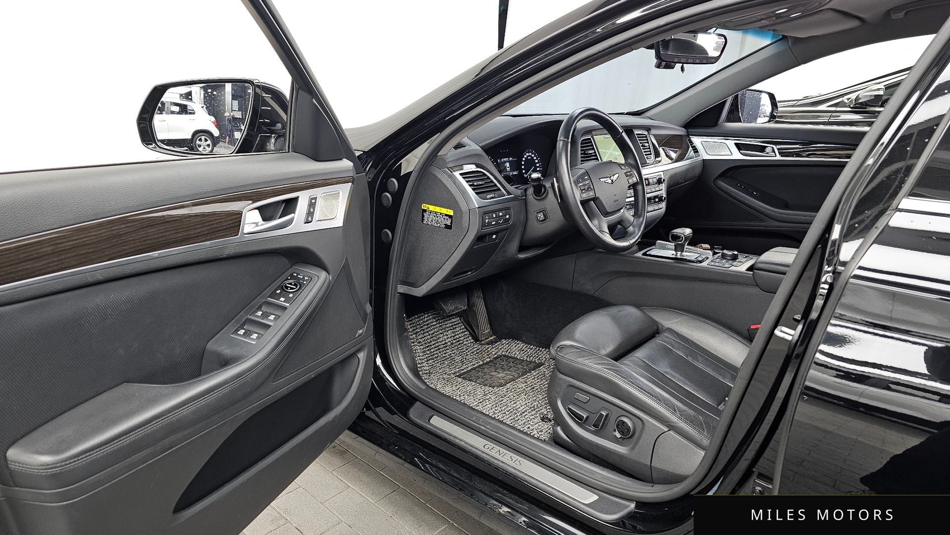 Genesis G80 2017 — миниатюра 10