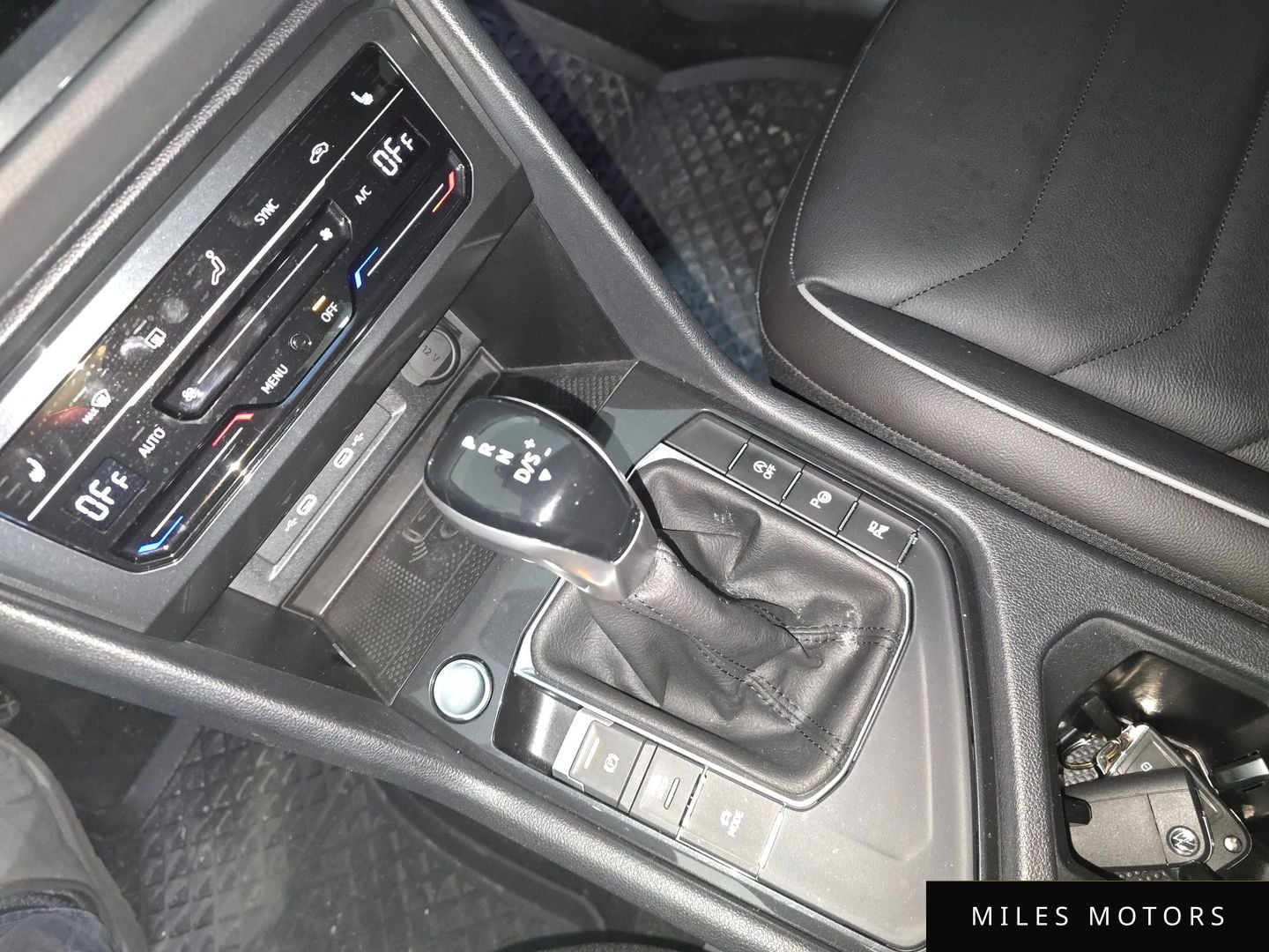 Volkswagen 티구안 2023 — миниатюра 9