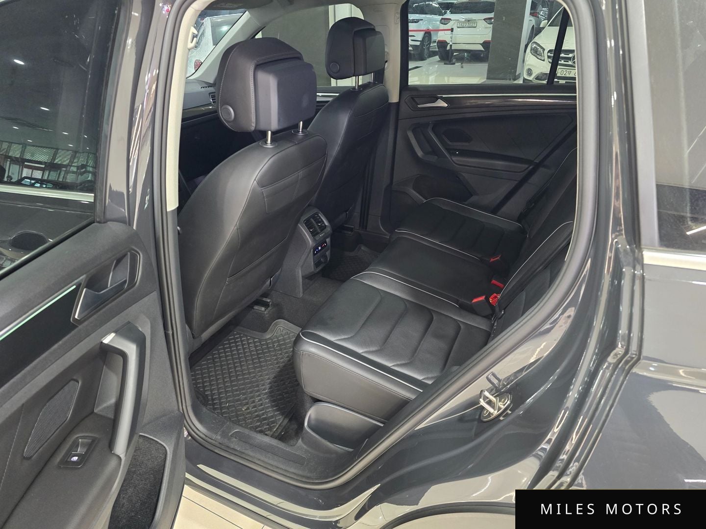 Volkswagen 티구안 2023 — миниатюра 12