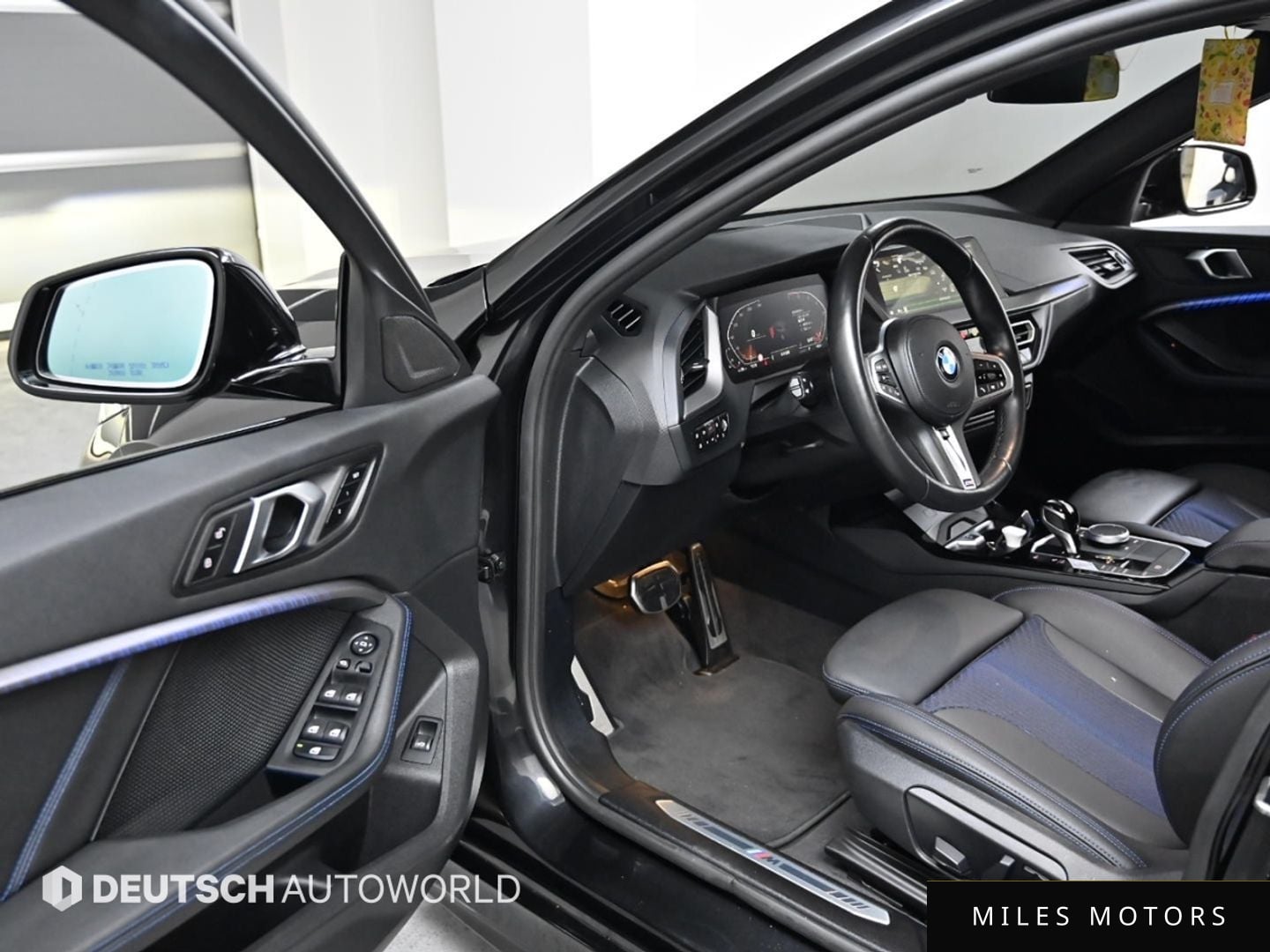 BMW 1 Series (F40) 2023 — миниатюра 11