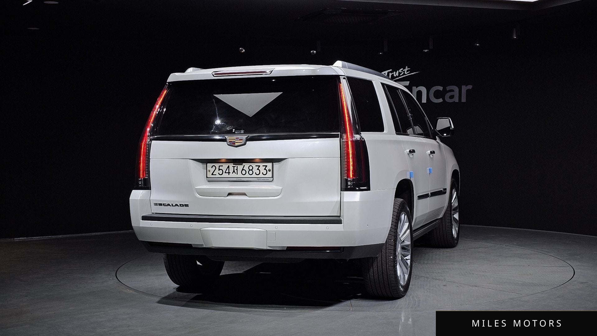 Cadillac Escalade 2019 — миниатюра 4