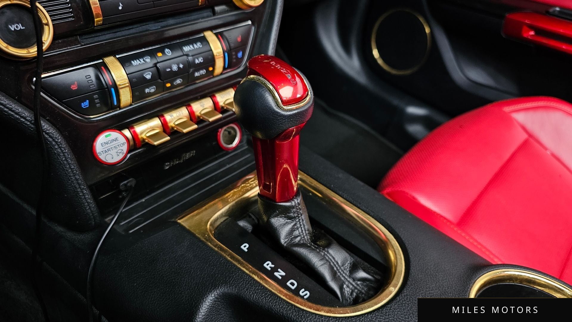 Ford Mustang 2015 — миниатюра 9