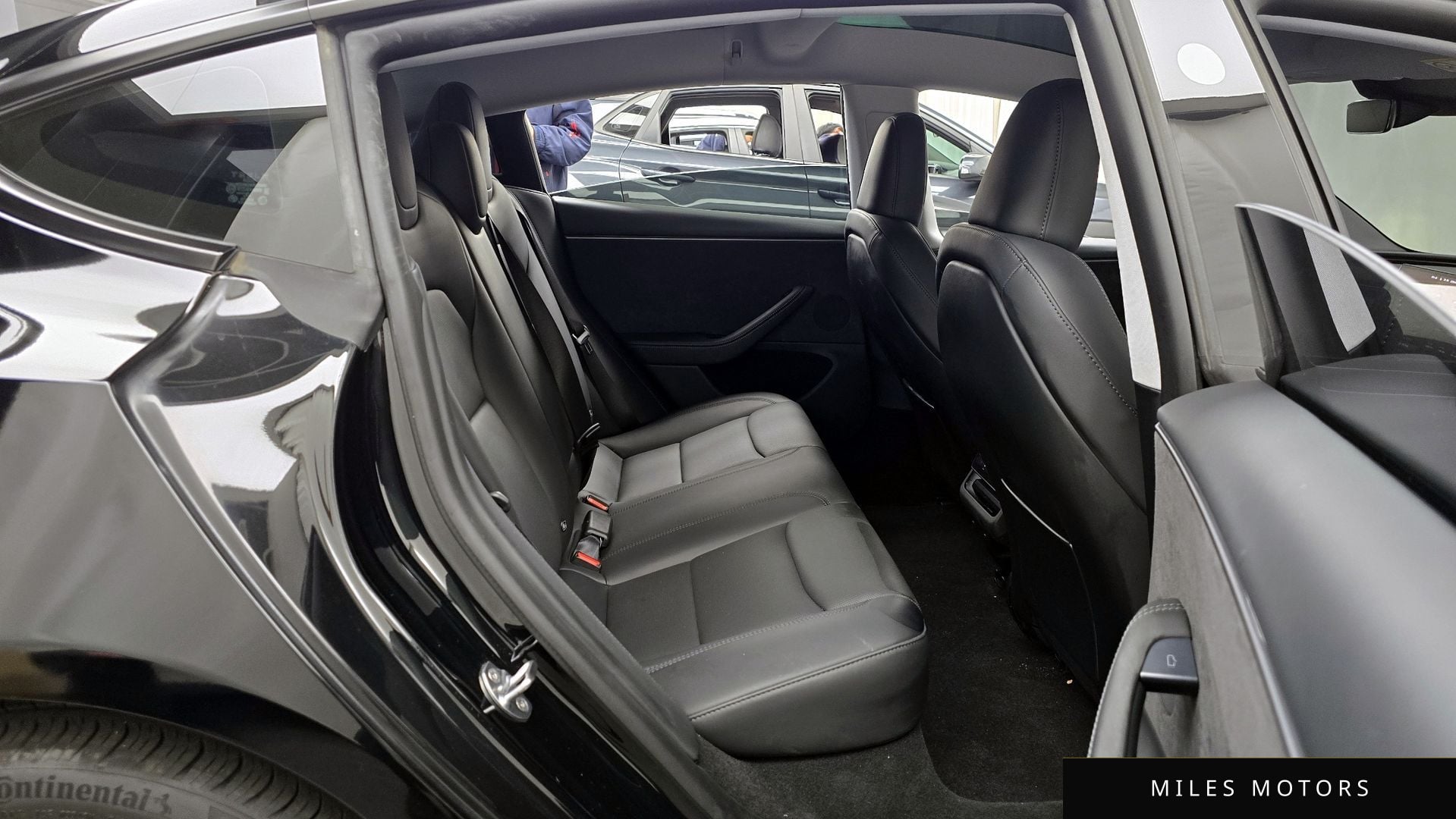 Tesla Model 3 2025 — миниатюра 12