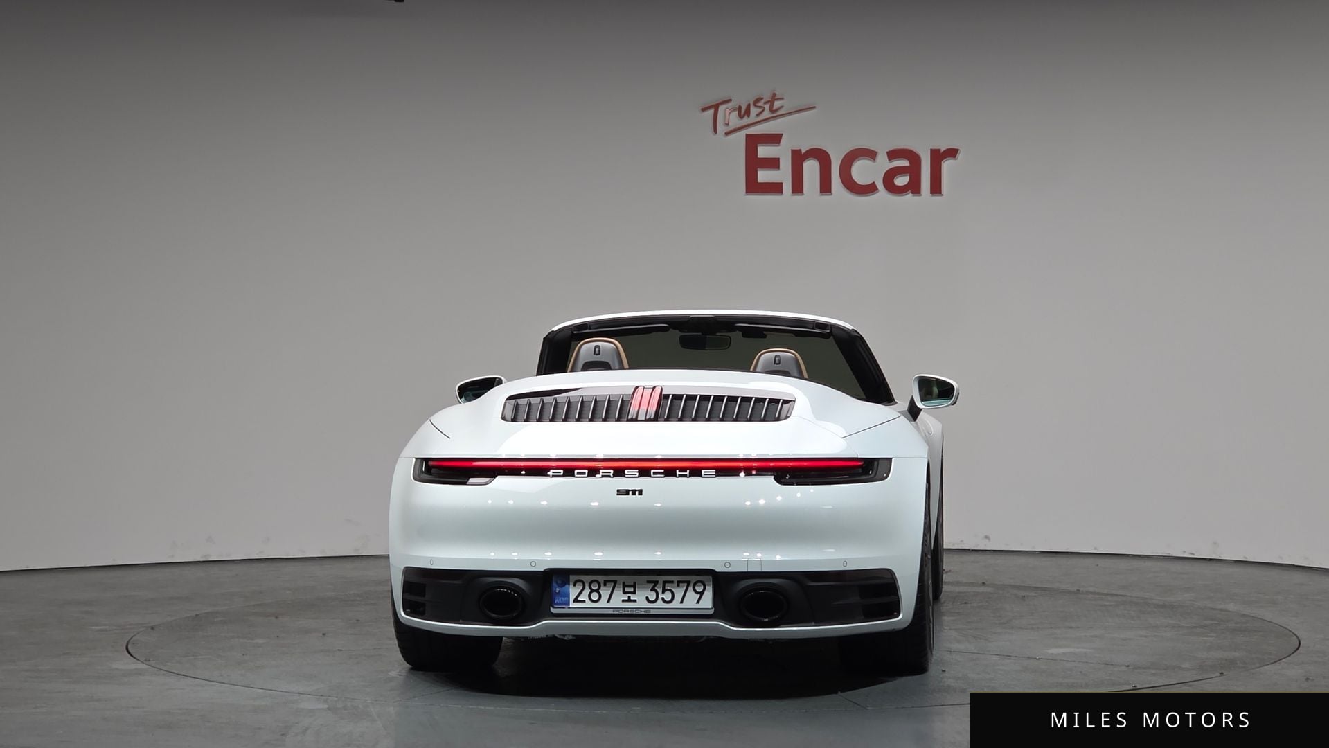 Porsche 911 (992) 2024 — миниатюра 3