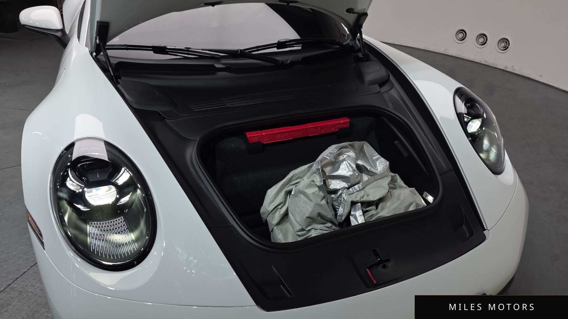 Porsche 911 (992) 2024 — миниатюра 5