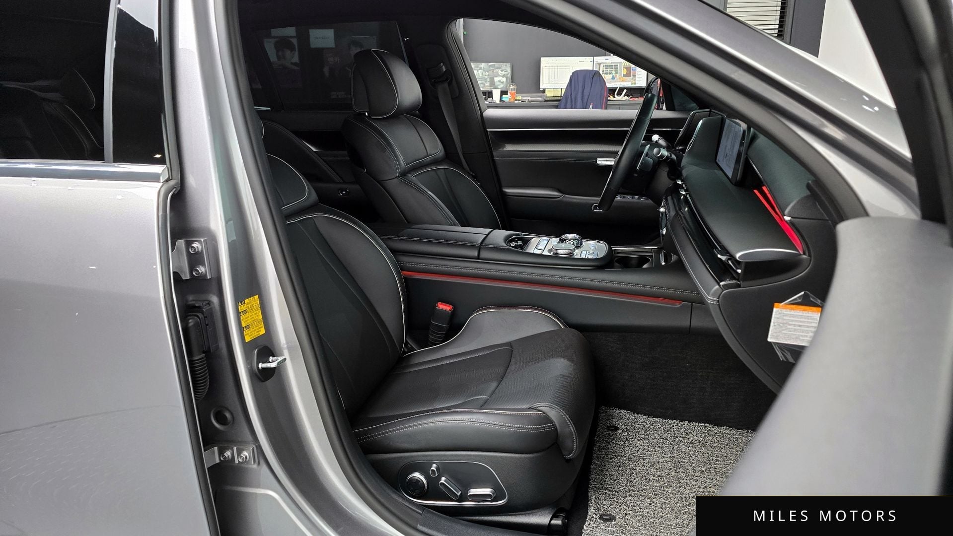 Genesis G90 (RS4) 2025 — миниатюра 9