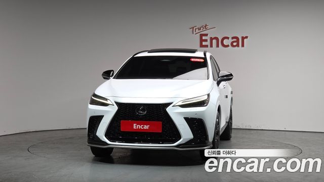 Лексус NX450h+ 2024 — миниатюра 2