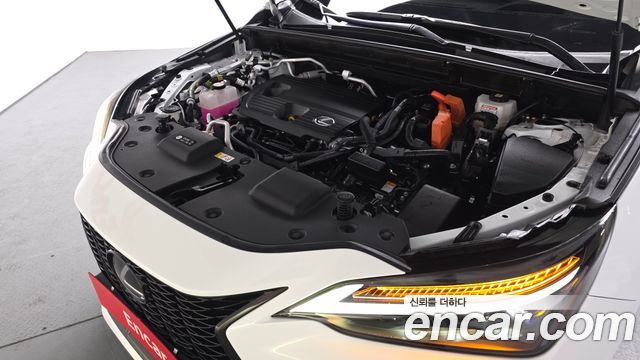 Лексус NX450h+ 2024 — миниатюра 5