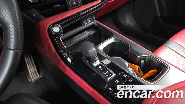 Лексус NX450h+ 2024 — миниатюра 8