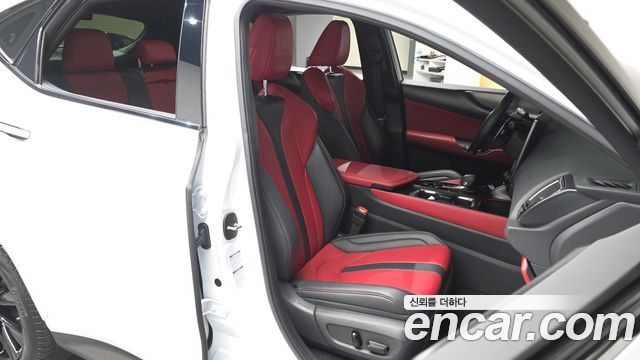 Лексус NX450h+ 2024 — миниатюра 12