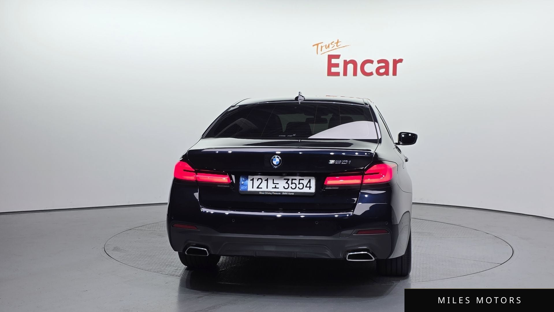 BMW 5 Series (G30) 2022 — миниатюра 4