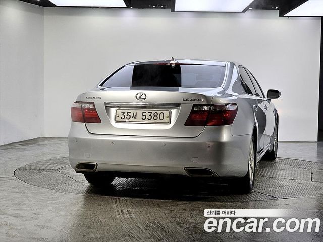 Лексус LS460L 2007 — миниатюра 3