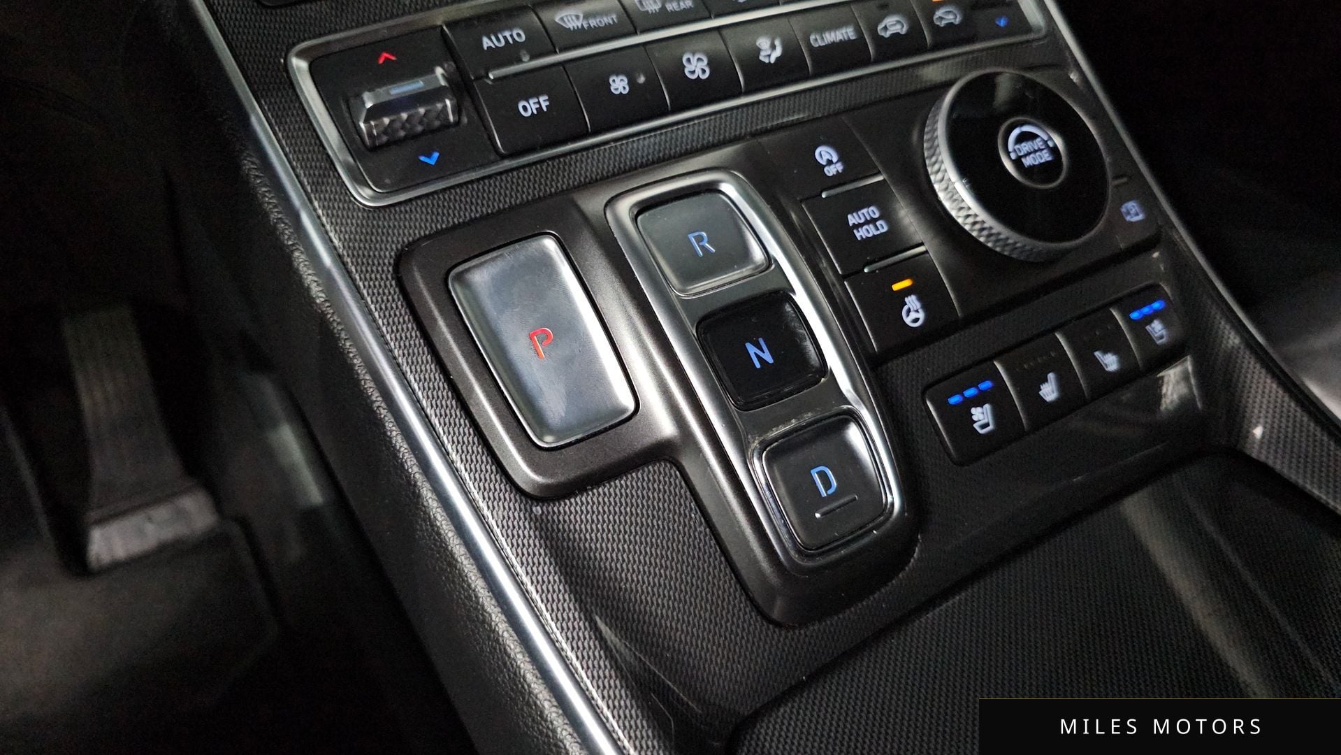 Hyundai Santafe 2021 — миниатюра 9