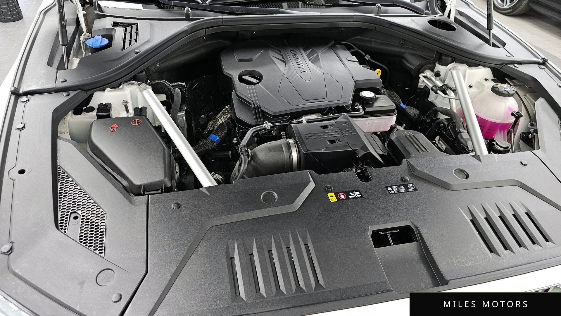 Genesis GV70 2025 — миниатюра 6