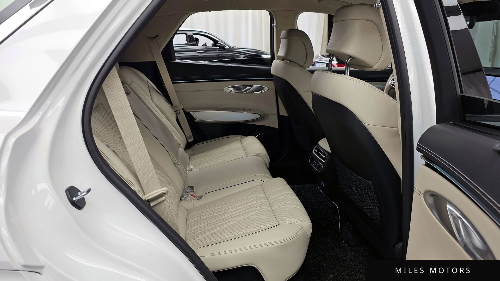 Genesis GV70 2025 — миниатюра 12