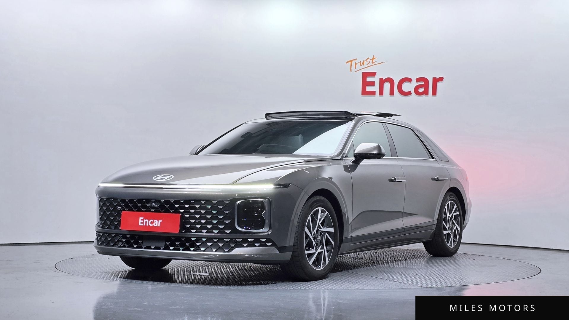 Hyundai Grandeur 2024 — фото 1 из 12