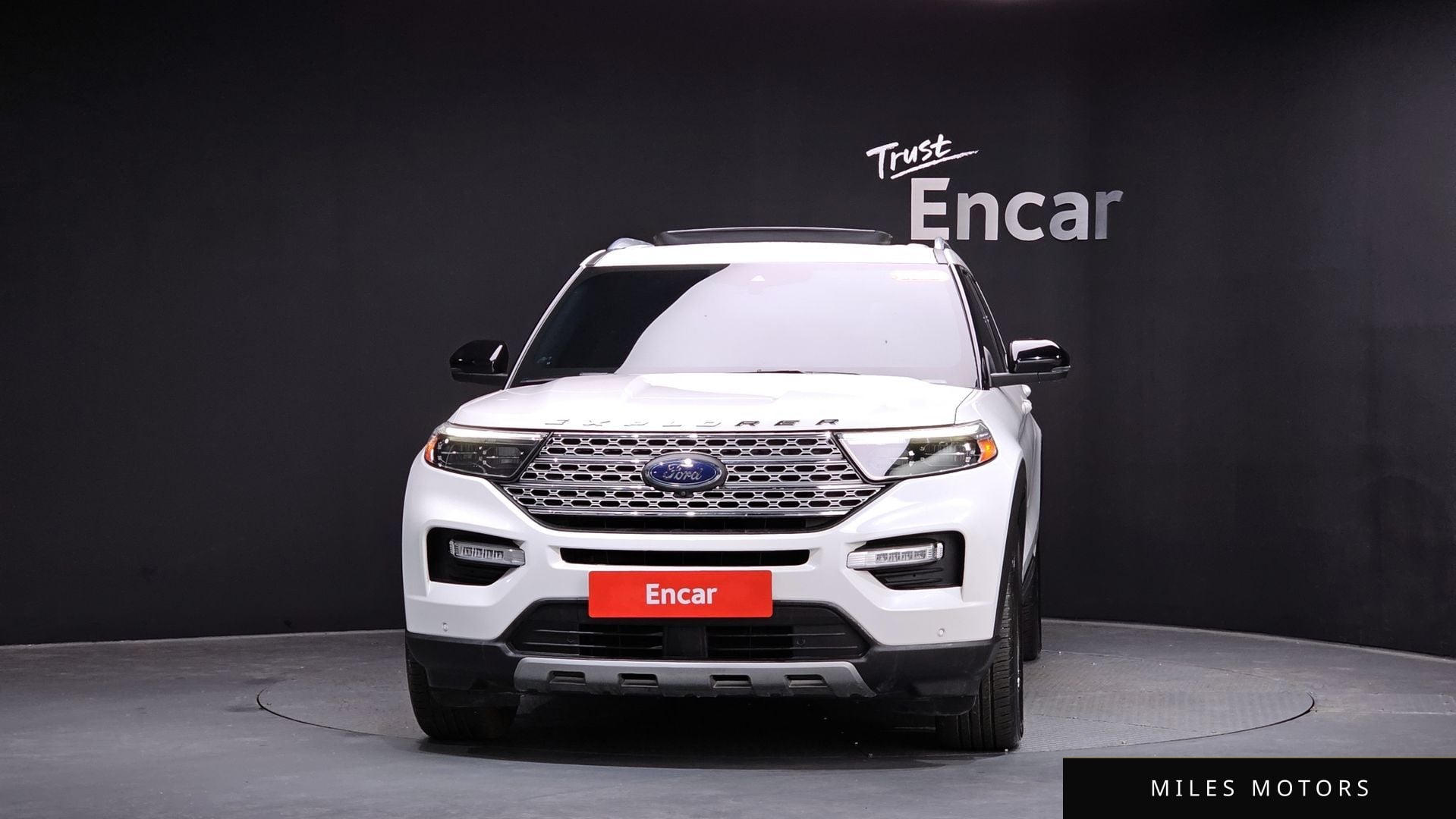 Ford Explorer 2020 — миниатюра 2