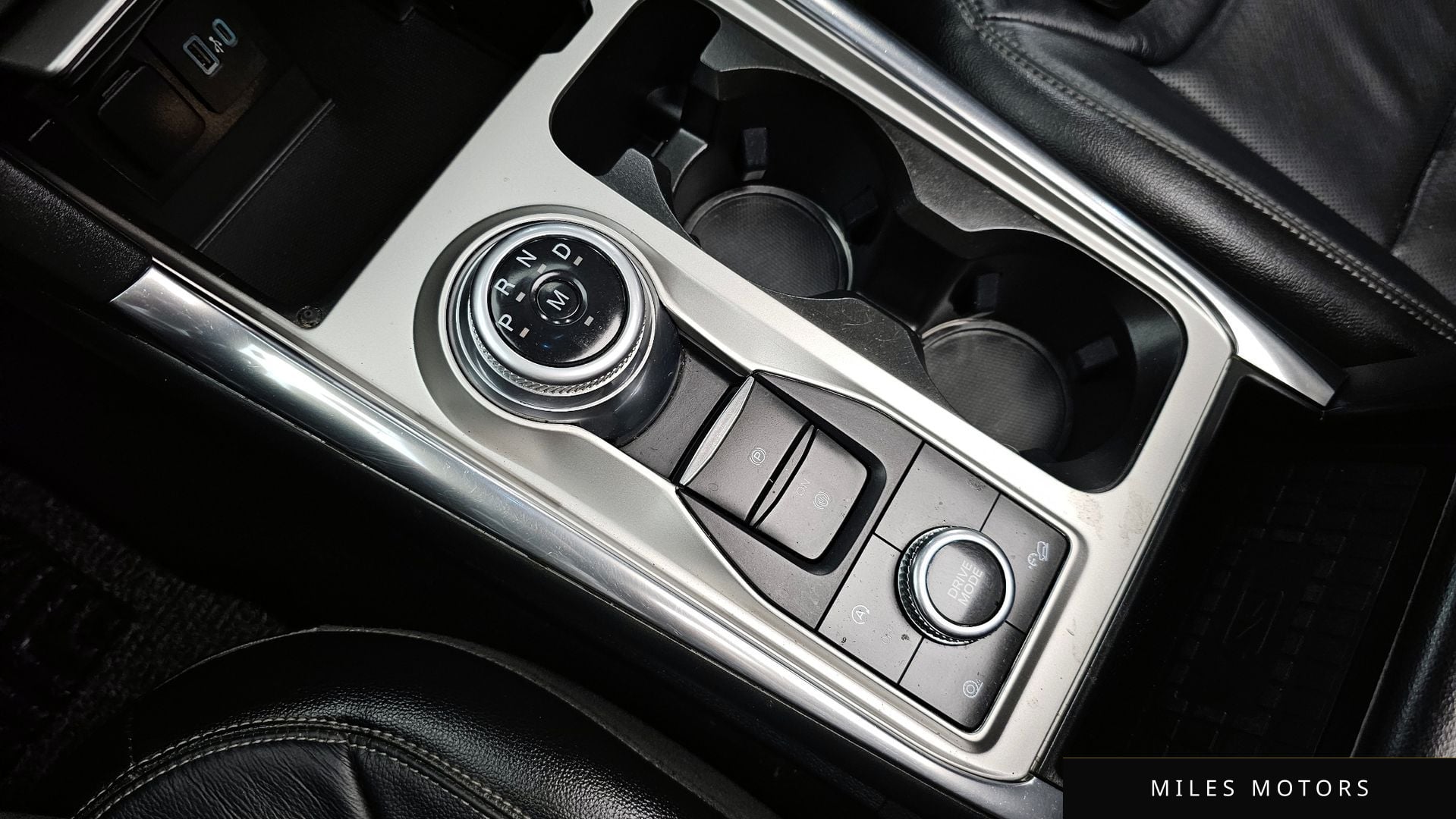 Ford Explorer 2020 — миниатюра 8