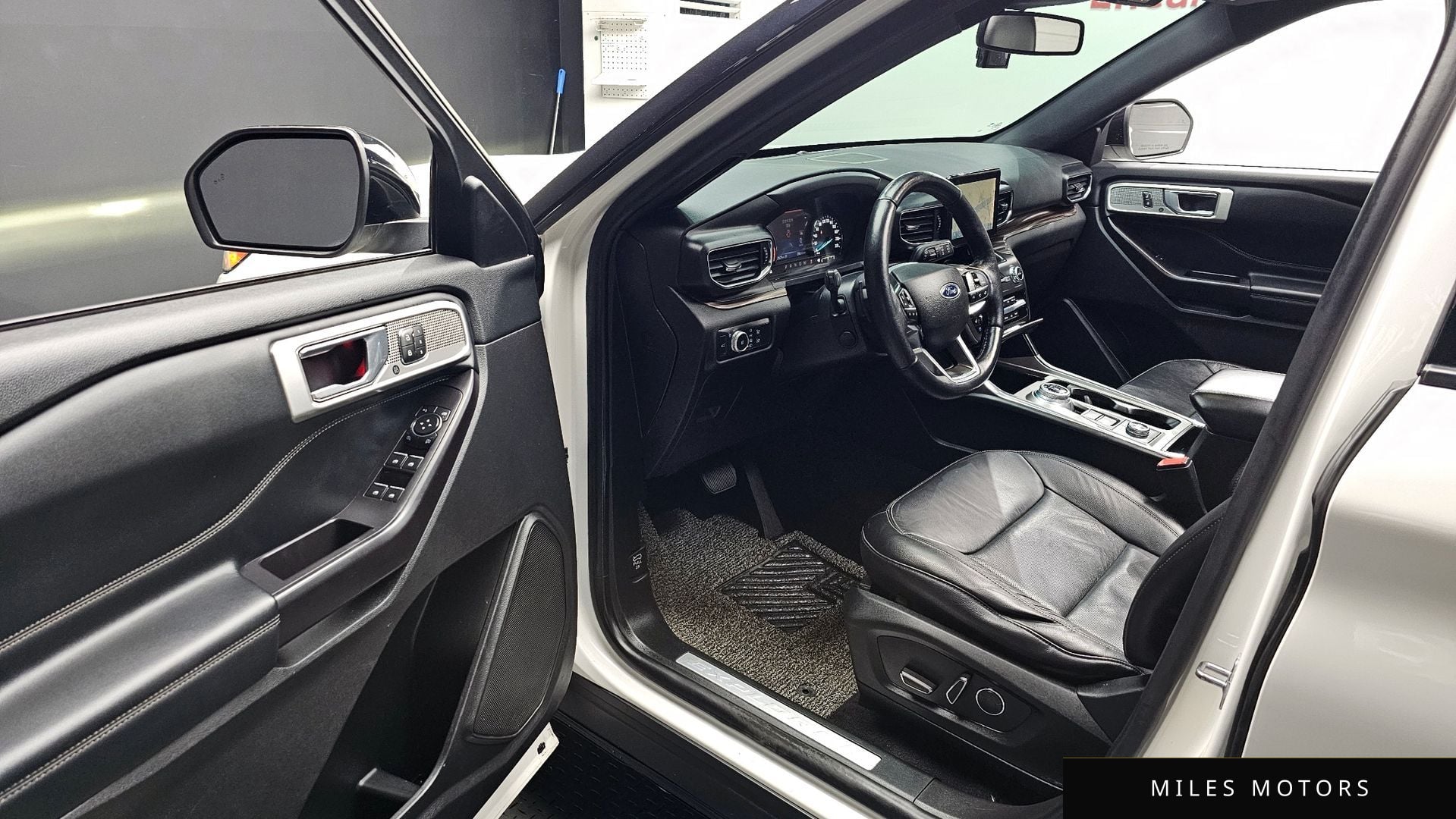 Ford Explorer 2020 — миниатюра 9