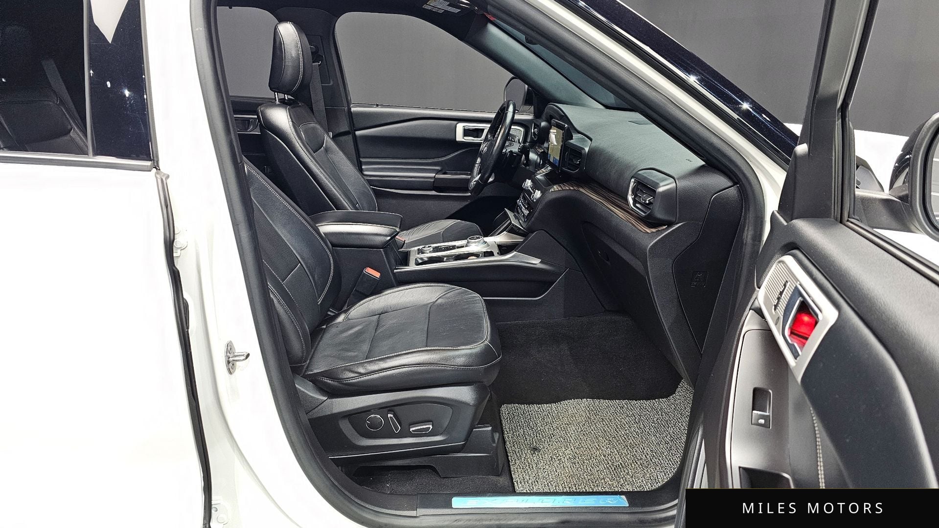Ford Explorer 2020 — миниатюра 11