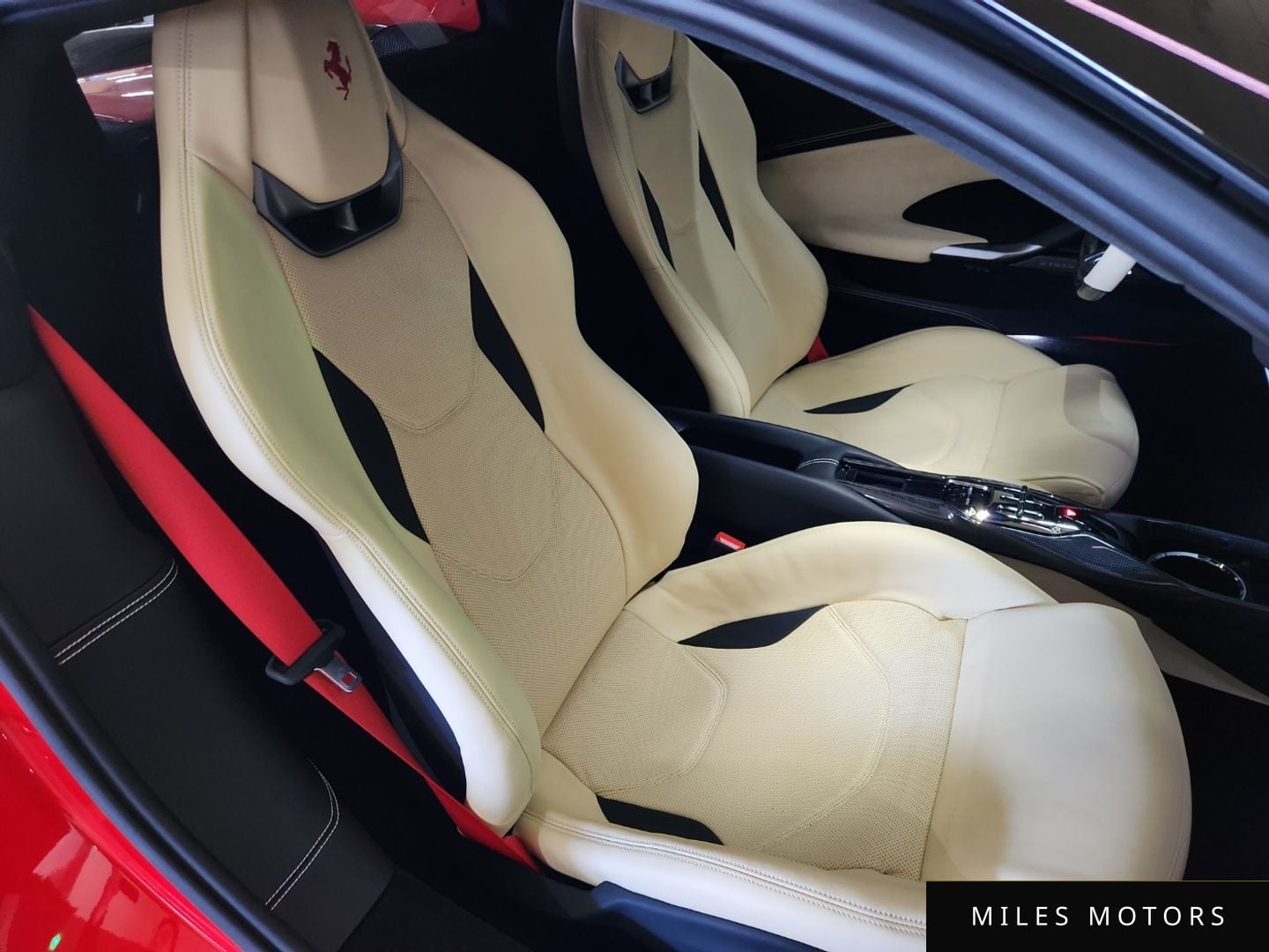 Ferrari 296 GTB 2023 — миниатюра 18