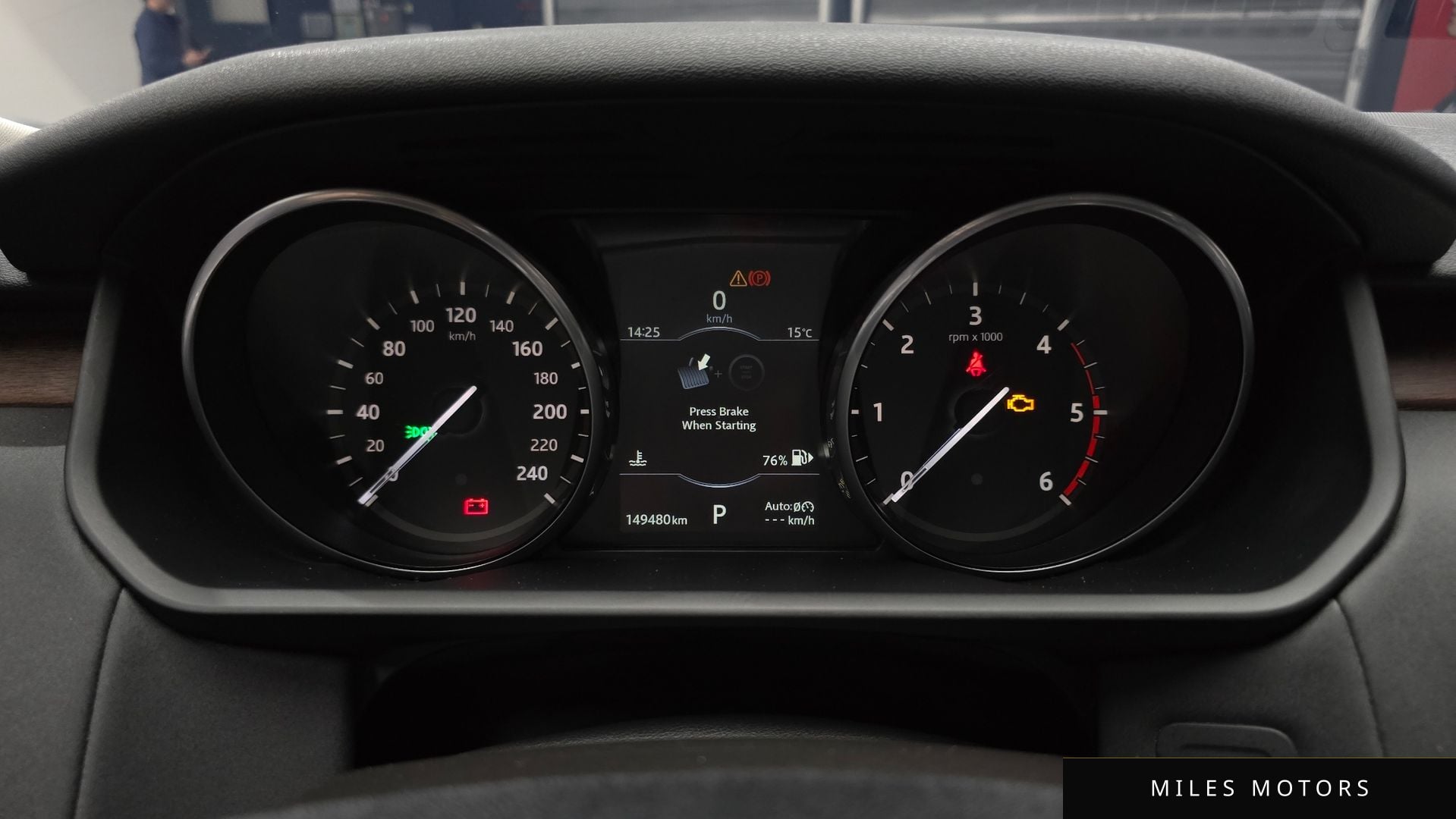 Land Rover Discovery 2017 — миниатюра 8