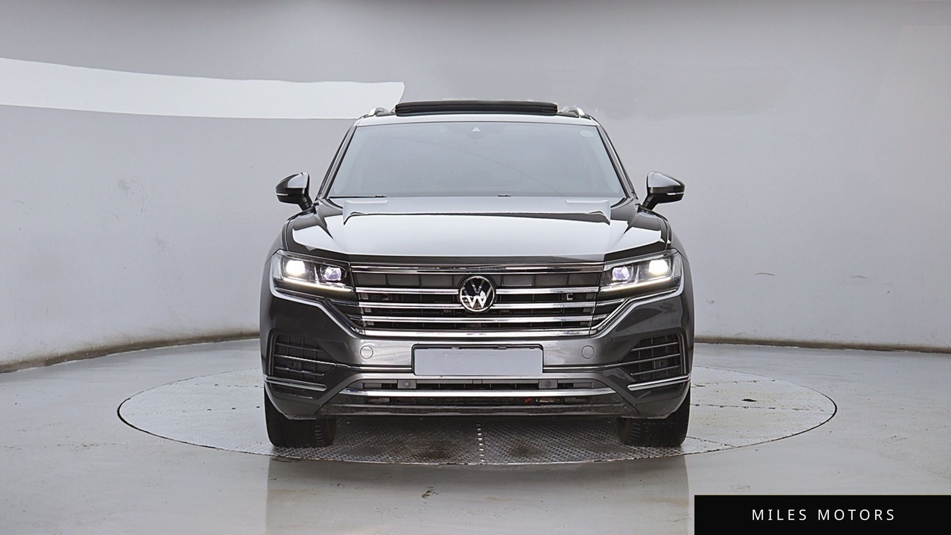 Volkswagen Touareg 2021 — миниатюра 2