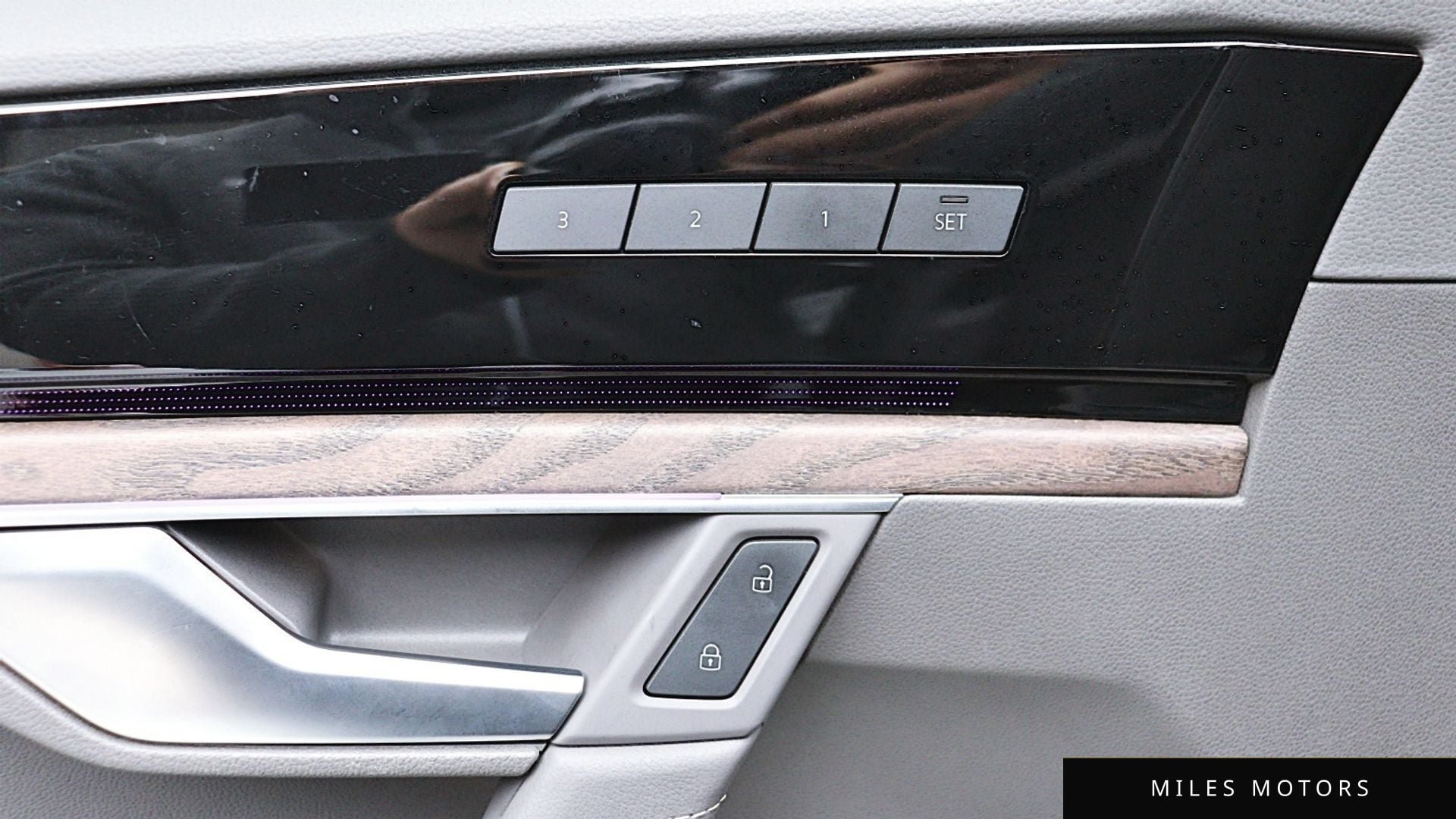 Volkswagen Touareg 2021 — миниатюра 10