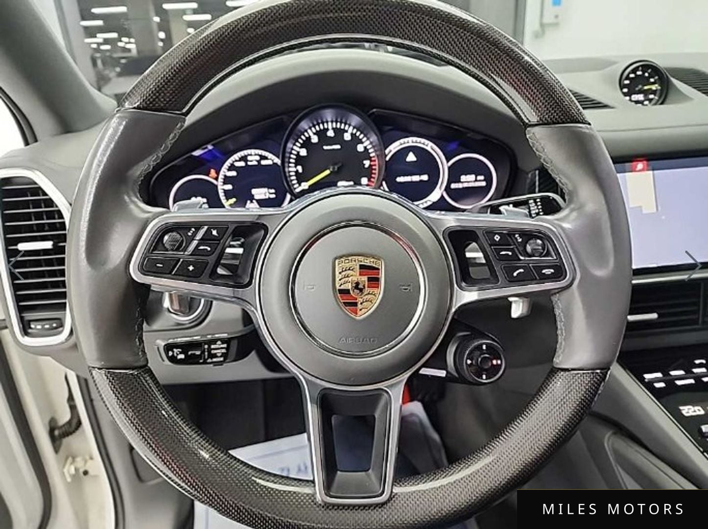 Porsche Cayenne 2020 — миниатюра 9