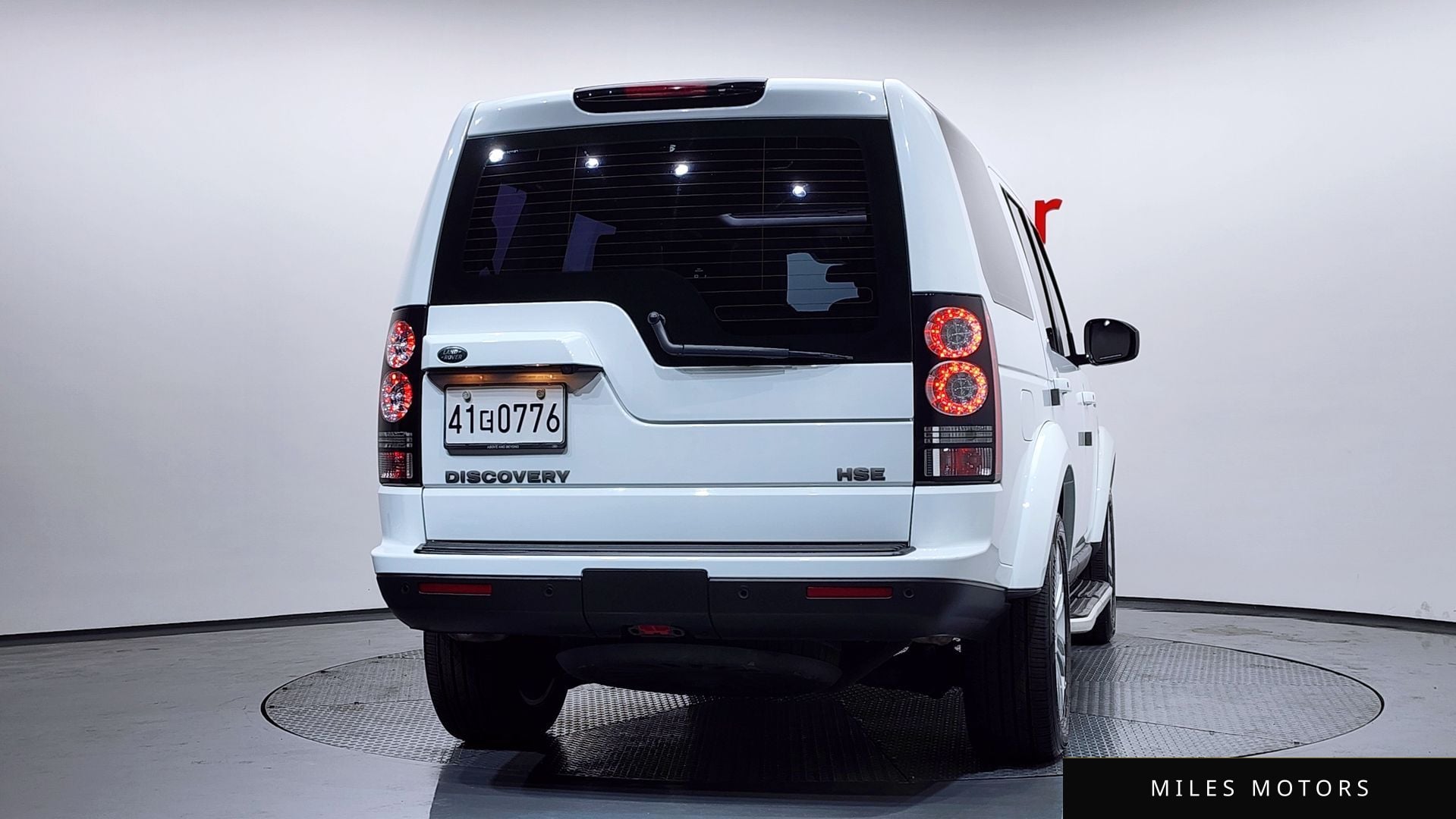 Land Rover Discovery 2016 — миниатюра 4
