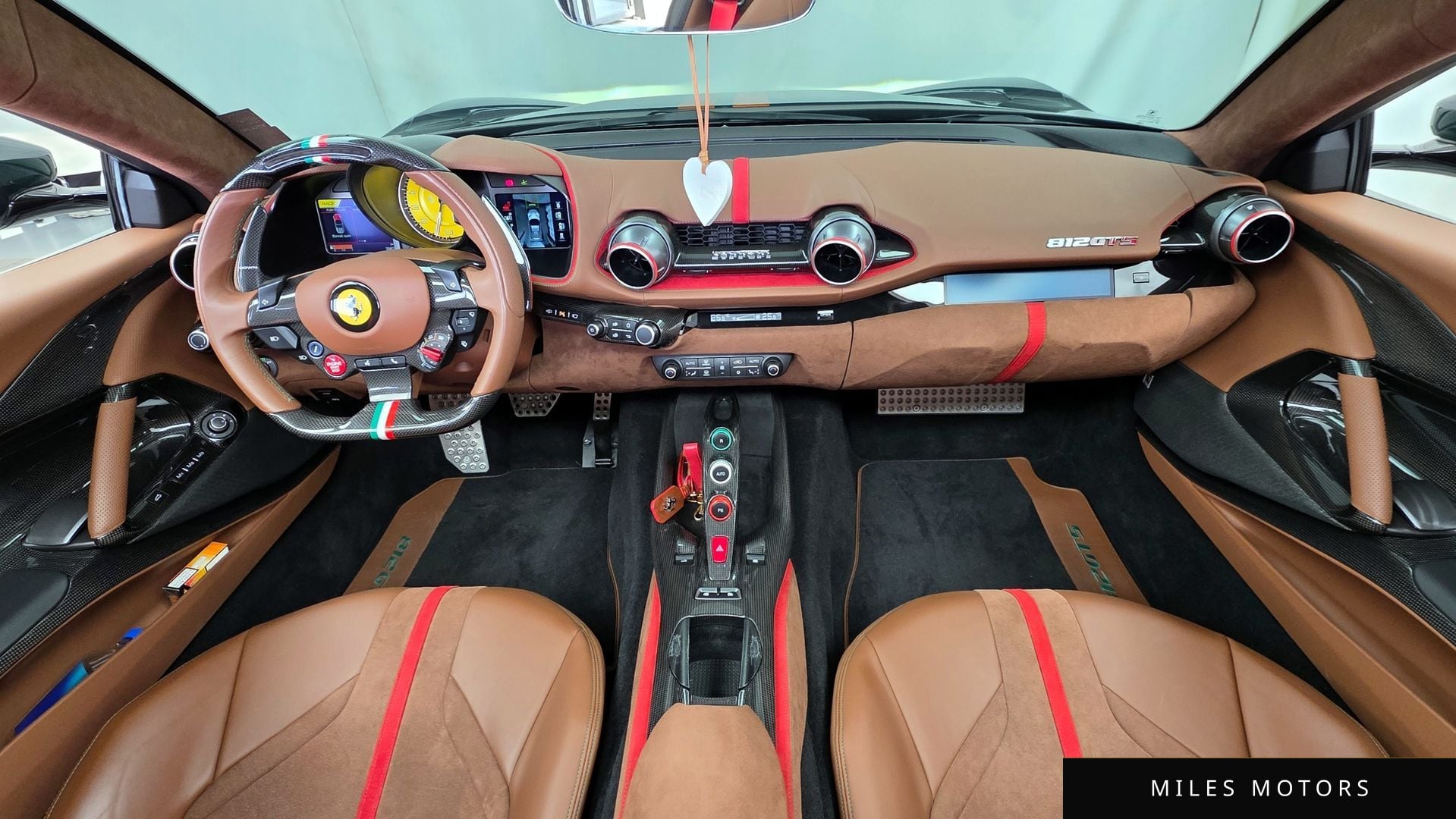 Ferrari 812 GTS 2022 — миниатюра 7