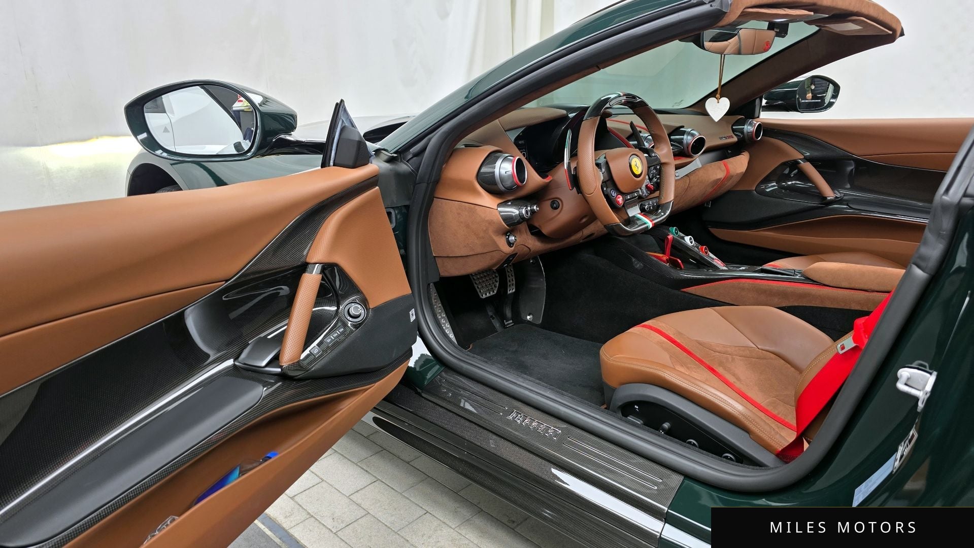 Ferrari 812 GTS 2022 — миниатюра 10