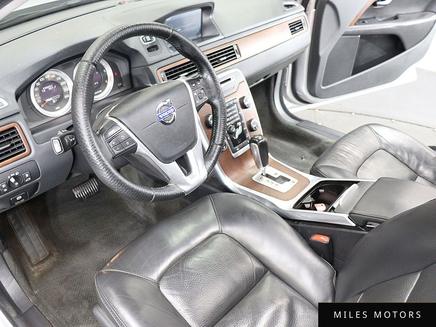 Volvo XC70 2012 — миниатюра 18