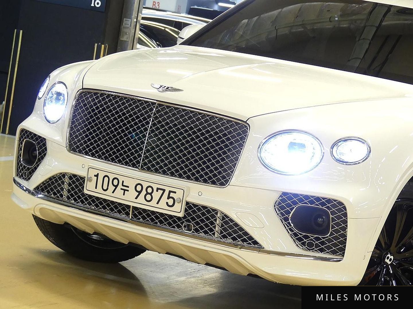 Bentley Bentayga 2021 — миниатюра 6
