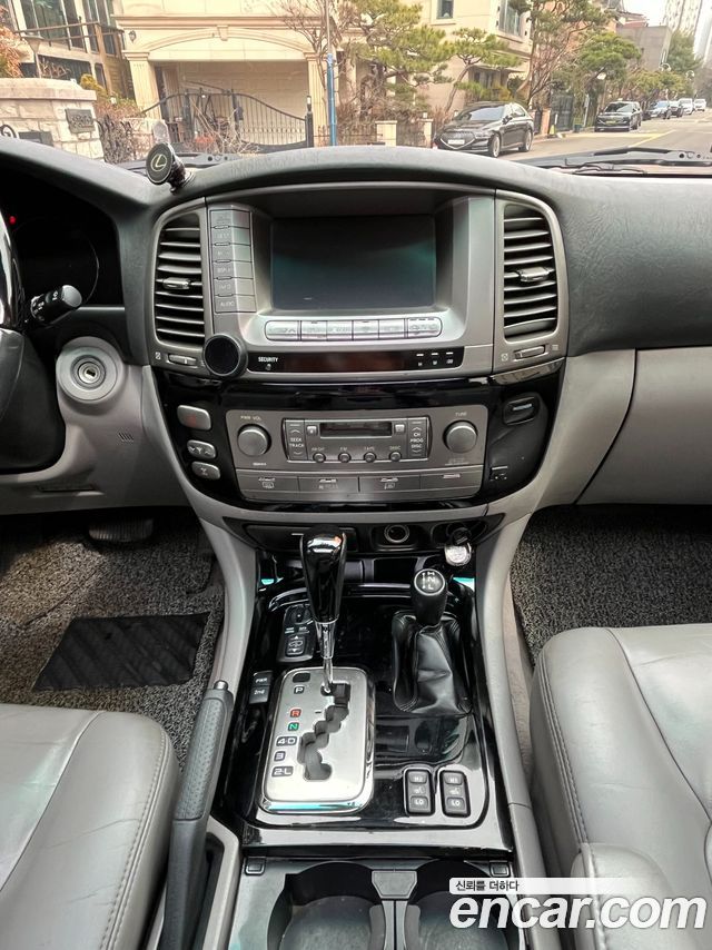 Лексус LX 2006 — миниатюра 21