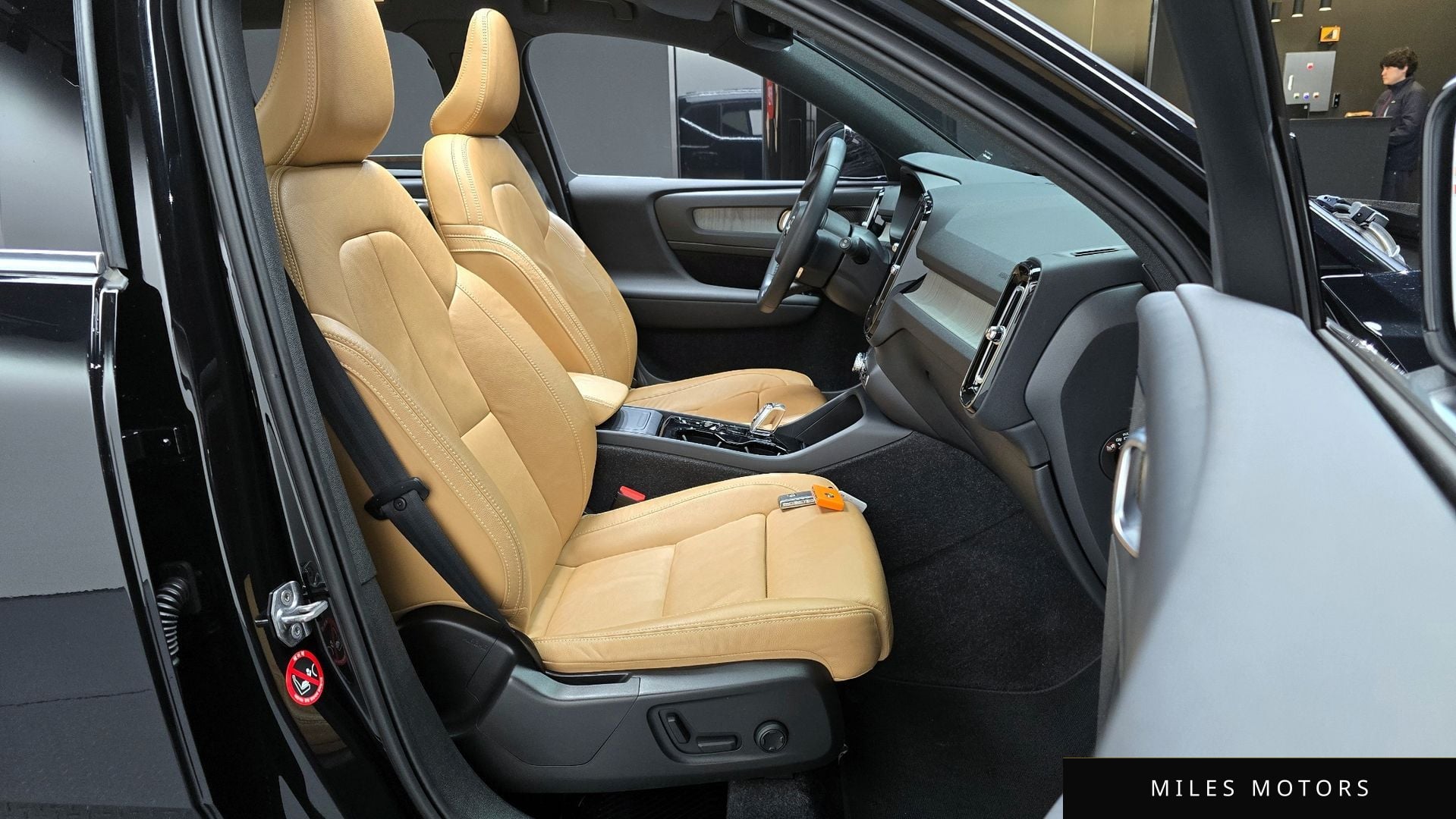 Volvo XC40 2022 — миниатюра 10