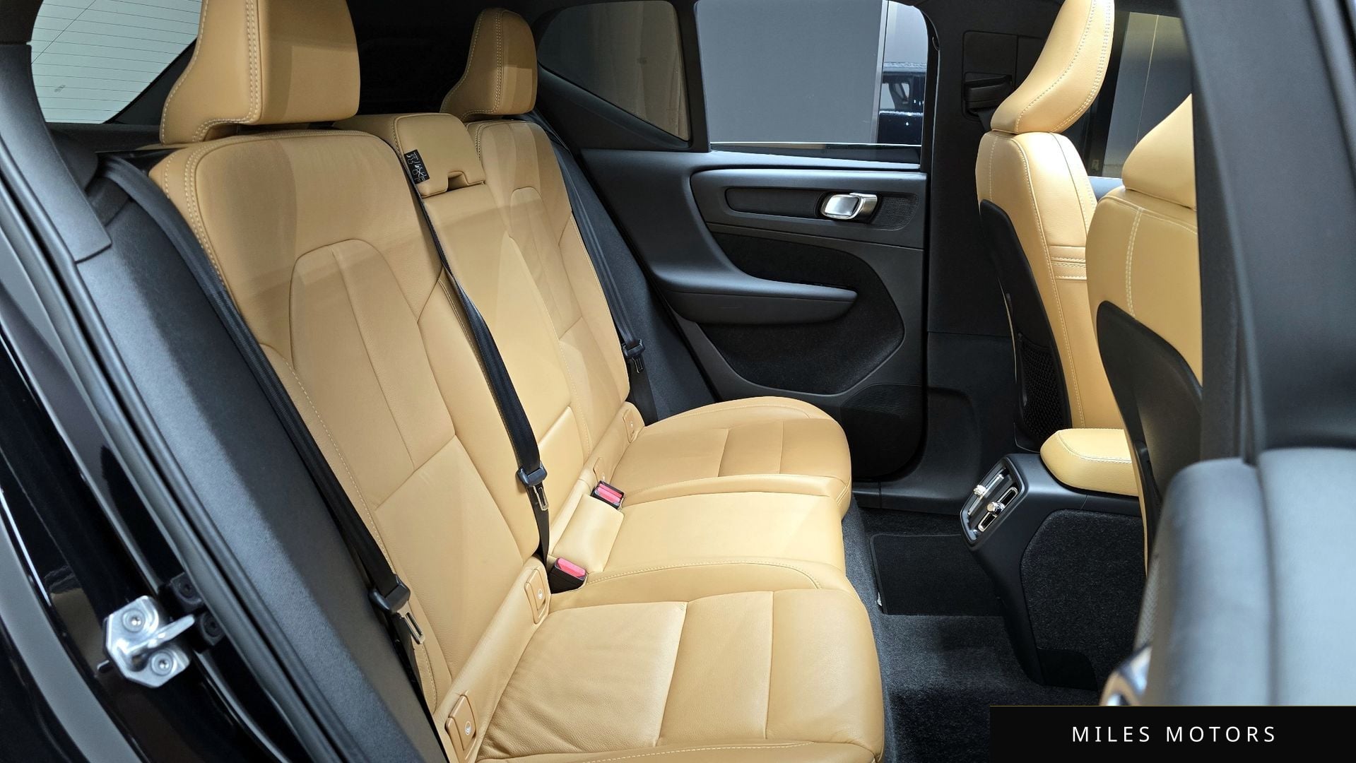 Volvo XC40 2022 — миниатюра 12