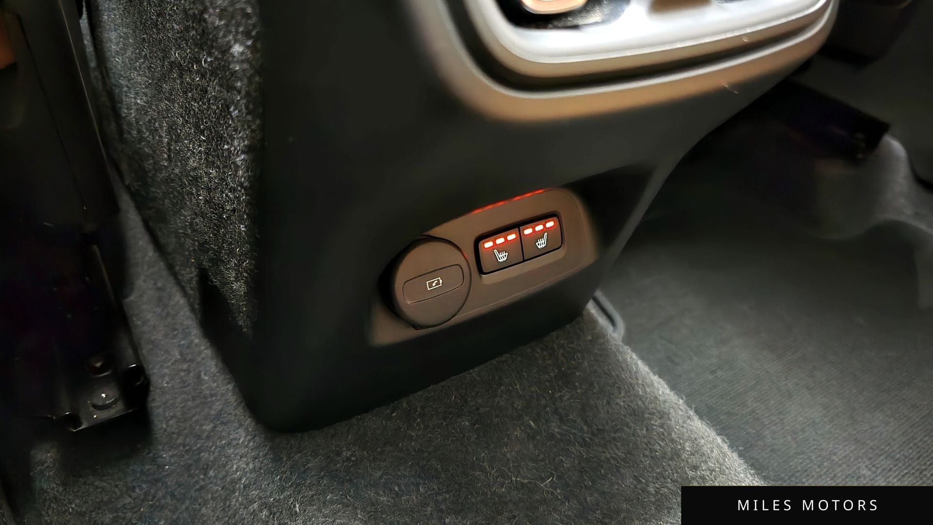 Volvo XC40 2022 — миниатюра 17